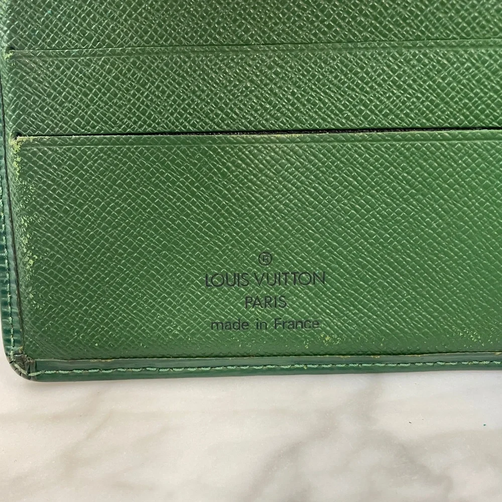Louis Vuitton Epi Leather Wallet